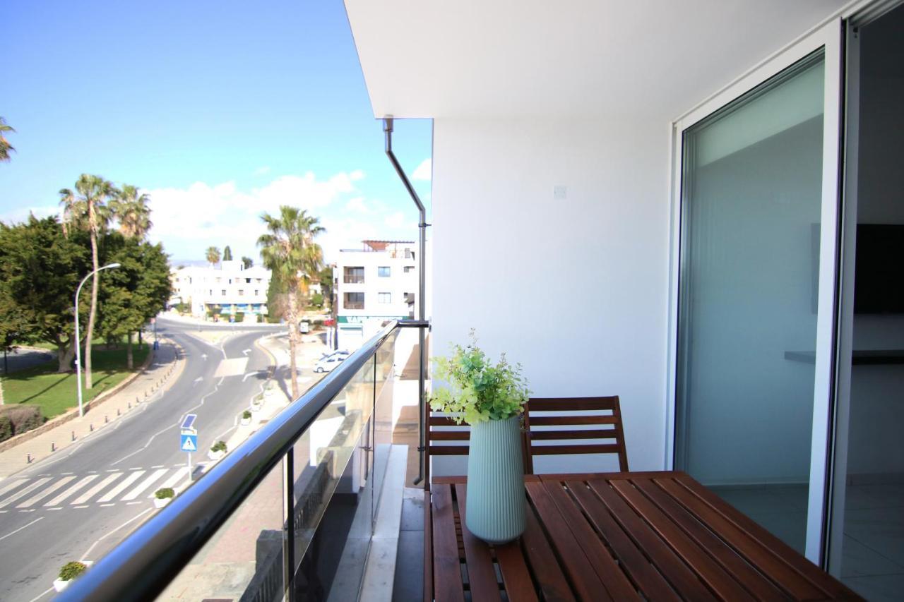 Appartamento Phaedrus Living - Seaside Executive Flat Harbour 206 Paphos Esterno foto